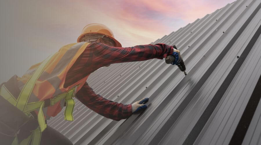 Professional gutter cleaning in East Rochester, NY